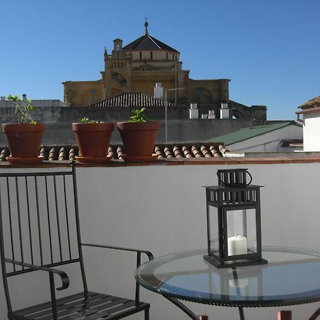 Apartamentos Los Patios De La Juderia Cordoba Luaran gambar